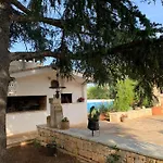 Il Trullo Di Francesca Nyaraló
