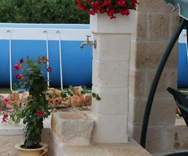 Il Trullo Di Francesca Дом отдыха